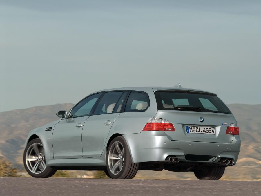  BMW M5 Touring 2007 года  (фото 4 из 56)